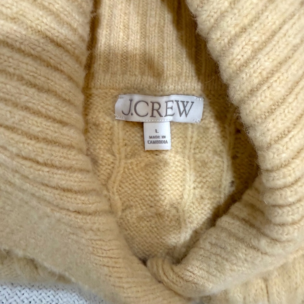 J. Crew Women's Collared Cable Knit Cardigan CC004 - Picture 2 of 7